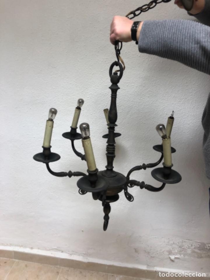 Antig&uuml;edades: L&aacute;mpara de bronce - Foto 1