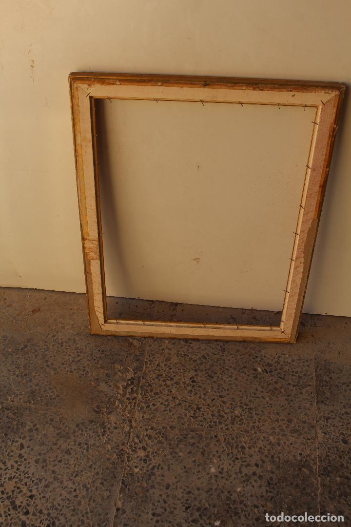 Antig&uuml;edades: marco de madera dorada - Foto 4