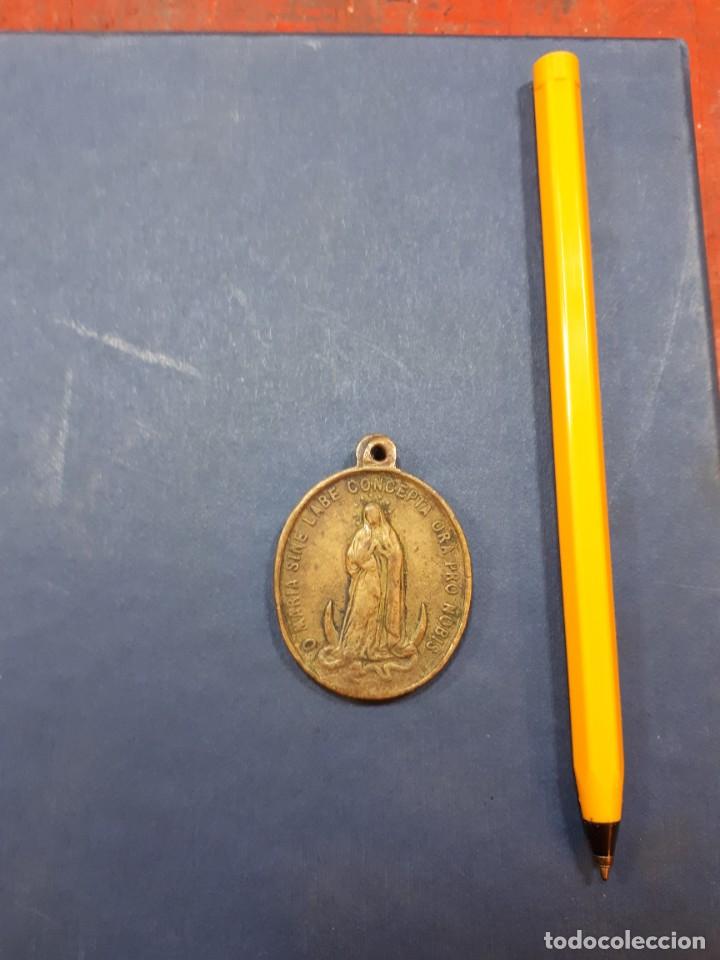 Antig&uuml;edades: Medalla San Lu&iacute;s Gonzaga. - Foto 3