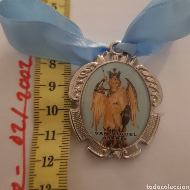 Antig&uuml;edades: Medalla San Miguel Arc&aacute;ngel Ll&iacute;ria