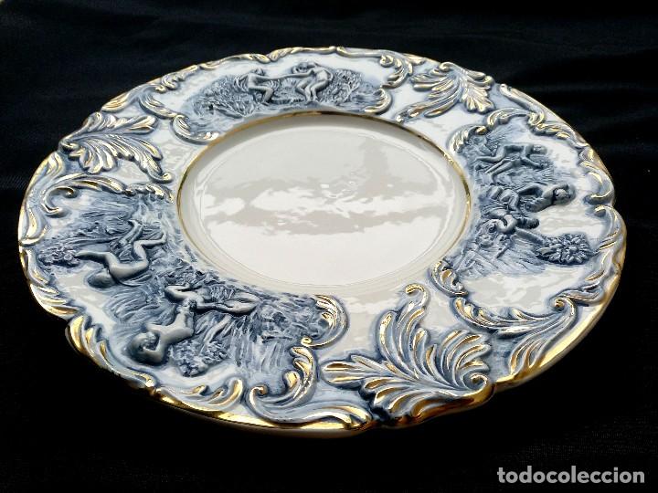 Antig&uuml;edades: PLATO GRANDE CON RELIEVES CAPODIMONTE - Foto 2