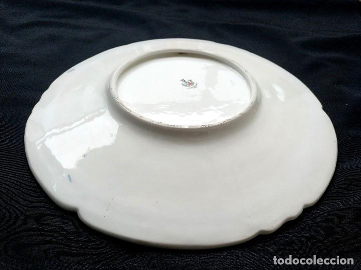 Antig&uuml;edades: PLATO GRANDE CON RELIEVES CAPODIMONTE - Foto 5