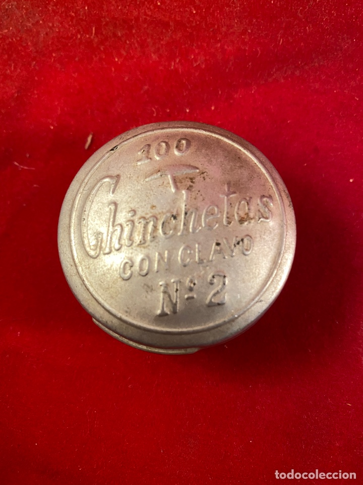 Antig&uuml;edades: Caja 100 chinchetas con clavo n2 - Foto 1