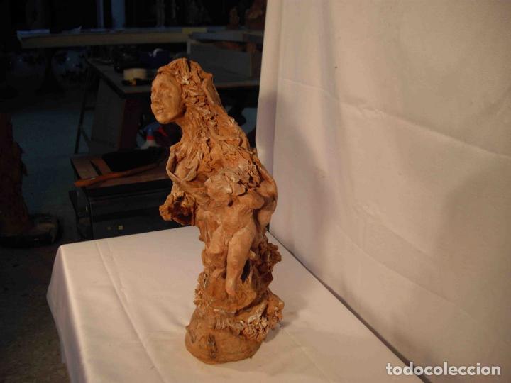 Antig&uuml;edades: FIGURA TERRACOTA MUJER CON BEBE - Foto 6
