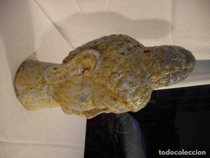 Antig&uuml;edades: FIGURA BUSTO BARRO ESMALTADO - Foto 3