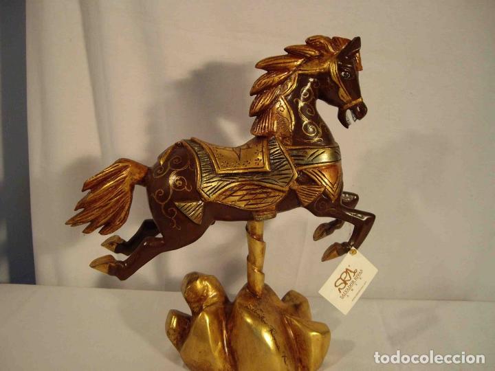 Antig&uuml;edades: FIGURA CABALLO MADERA - Foto 6