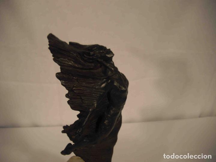Antig&uuml;edades: FIGURA BRONCE MUJER SOBRE PIEDRA &nbsp;&nbsp;&nbsp;&nbsp;&nbsp;&nbsp; - Foto 3