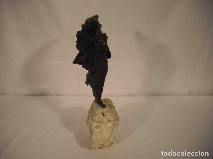 Antig&uuml;edades: FIGURA BRONCE MUJER SOBRE PIEDRA &nbsp;&nbsp;&nbsp;&nbsp;&nbsp;&nbsp; - Foto 1