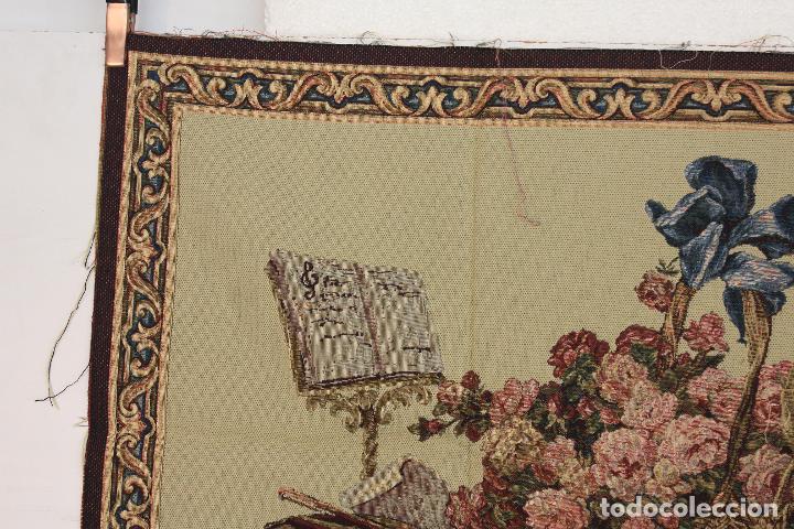 Antig&uuml;edades: TAPIZ BODEGON FLORES VIOLIN B &nbsp;&nbsp;&nbsp;&nbsp;&nbsp;&nbsp;&nbsp;&nbsp; - Foto 2