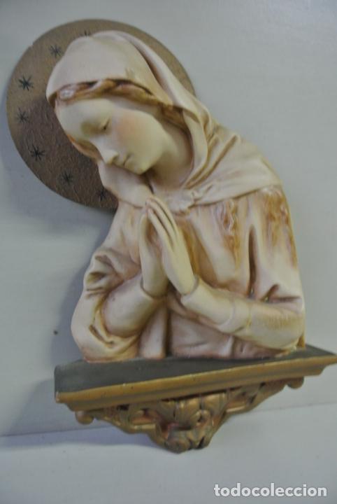 Antig&uuml;edades: Figura de la Virgen Maria. Estuco. - Foto 5