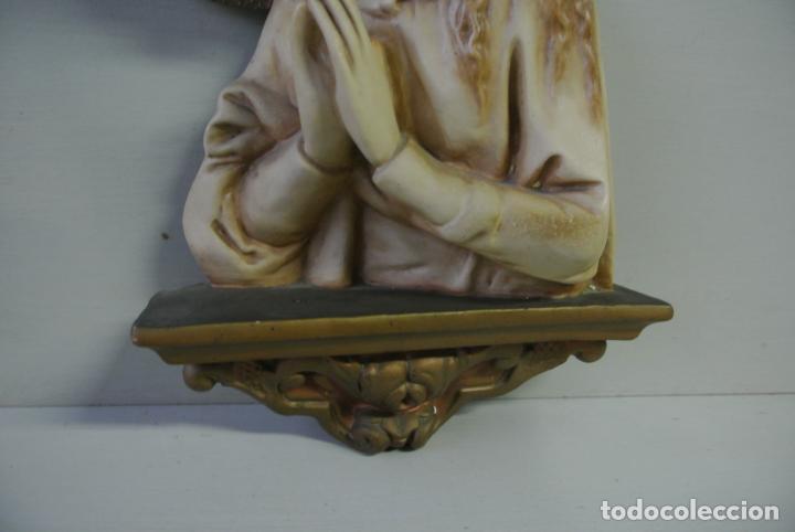 Antig&uuml;edades: Figura de la Virgen Maria. Estuco. - Foto 6