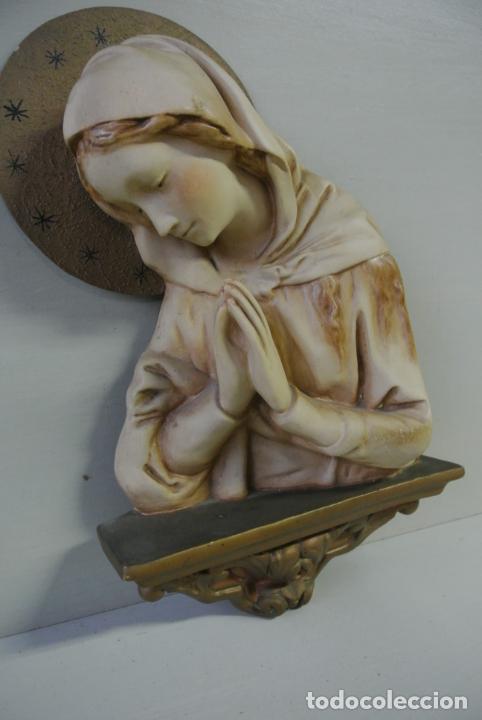 Antig&uuml;edades: Figura de la Virgen Maria. Estuco. - Foto 1