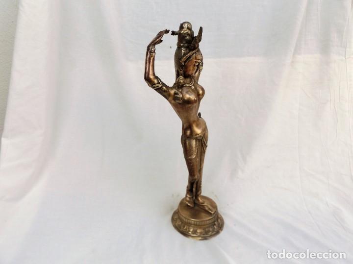 Antig&uuml;edades: figura de bronce - Foto 3