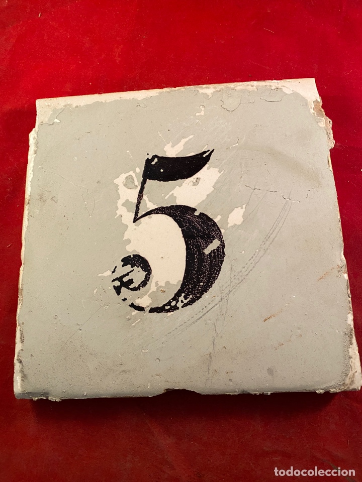 Antig&uuml;edades: Azulejo n&uacute;mero 5 - Foto 1