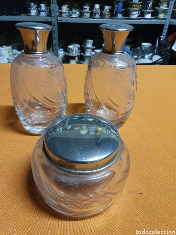 Antig&uuml;edades: Juego tocador cristal - Foto 1