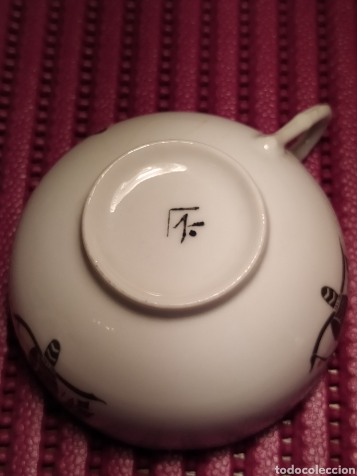 Antigüedades: Taza de porcelana kutani con motivo de ave. - Foto 4 - 240881550