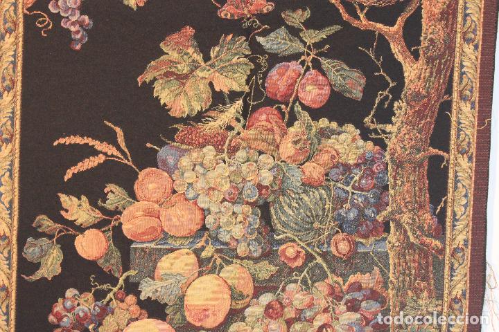 Antig&uuml;edades: TAPIZ BODEGON FRUTAS Y PAJAROS &nbsp;&nbsp;&nbsp;&nbsp;&nbsp;&nbsp;&nbsp; - Foto 3