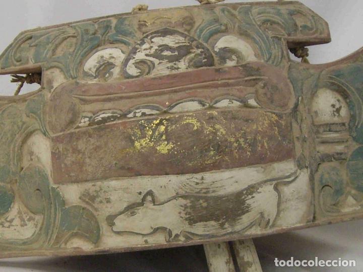 Antig&uuml;edades: CAMPANA DE MADERA - Foto 4