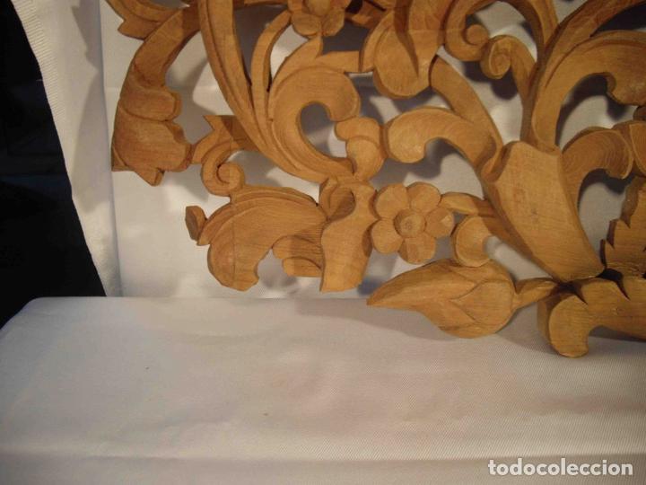 Antig&uuml;edades: PANEL MADERA TALLA FLOR DERECHA - Foto 2