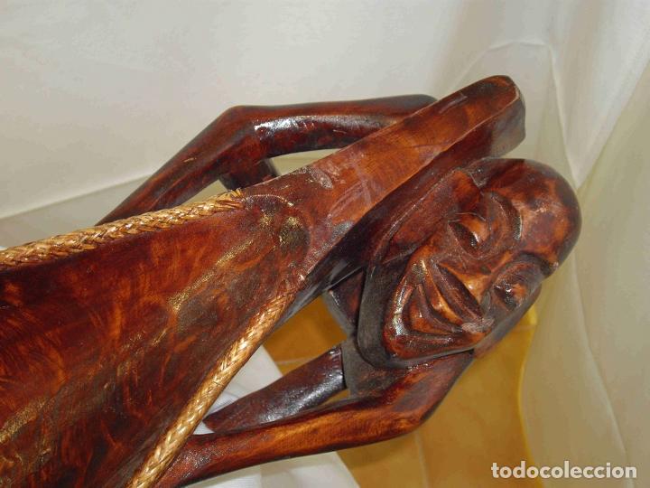 Antig&uuml;edades: CANOA TALLA DOS HOMBRES - Foto 4