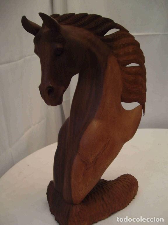 Antig&uuml;edades: BUSTO CABALLO MADERA - Foto 1