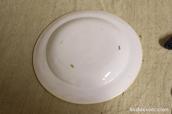 Antig&uuml;edades: plato de manises pajaro - Foto 2