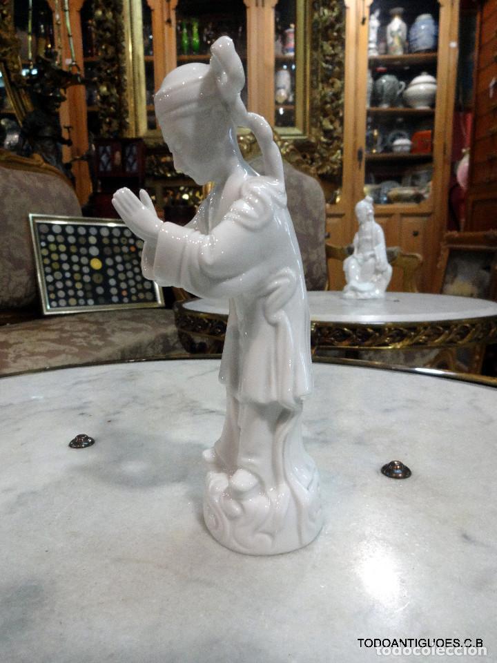 Antig&uuml;edades: figura porcelana - Foto 2