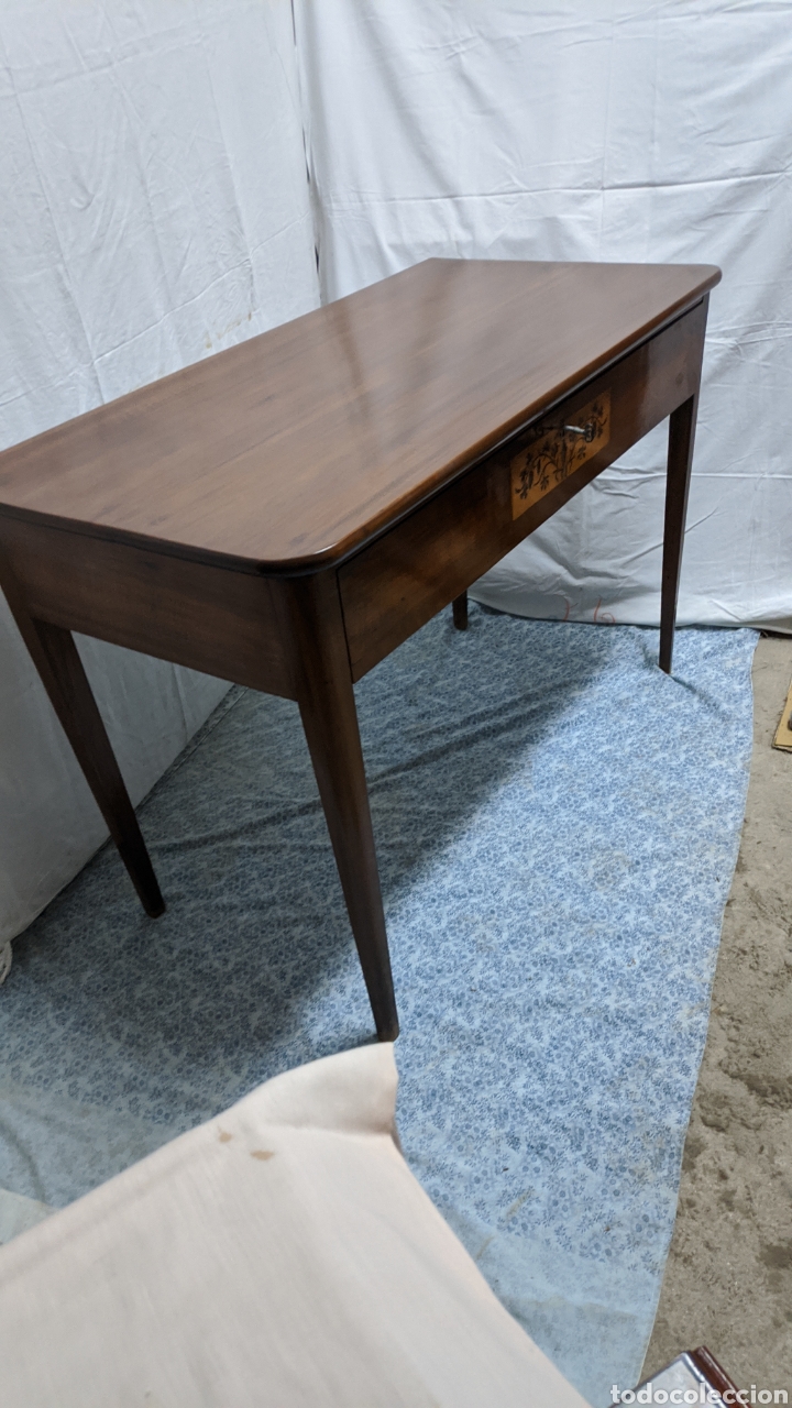 Antig&uuml;edades: Mesa de nogal - Foto 5