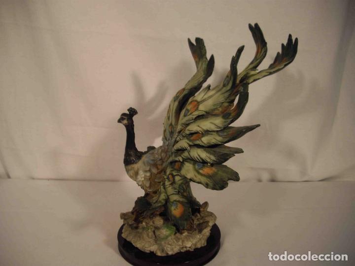 Antig&uuml;edades: FIGURA RESINA PAVO REAL - Foto 7