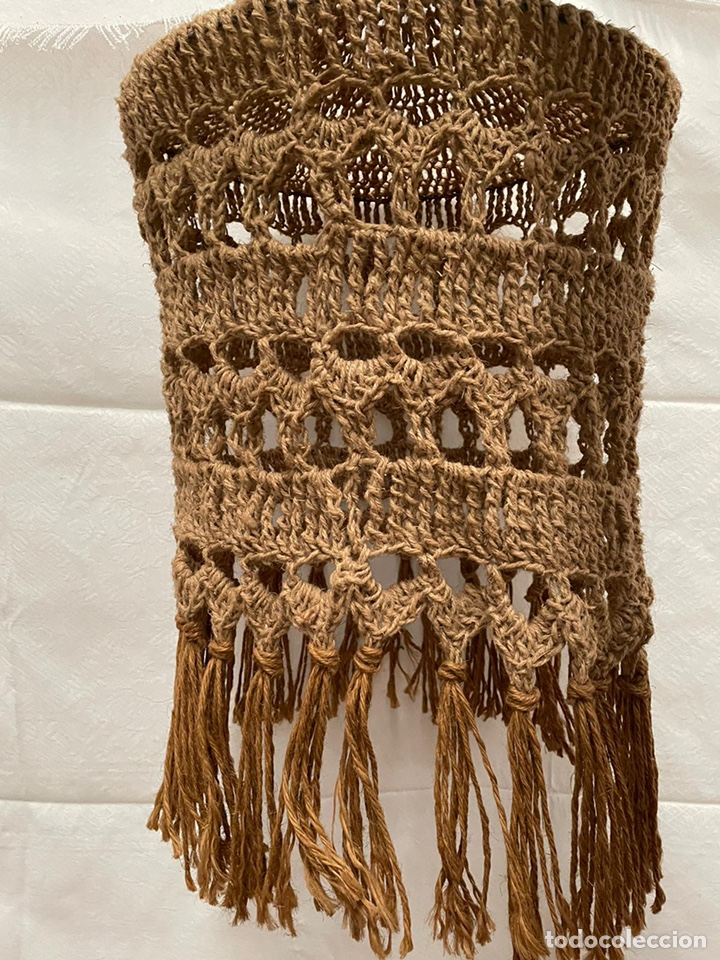 Antig&uuml;edades: Pantalla de l&aacute;mpara macram&eacute; antigua - Foto 2