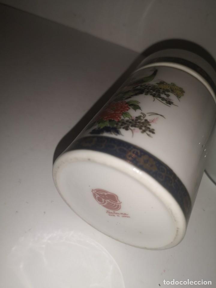 Antig&uuml;edades: Tarros de Opalina y porcelana - Foto 3