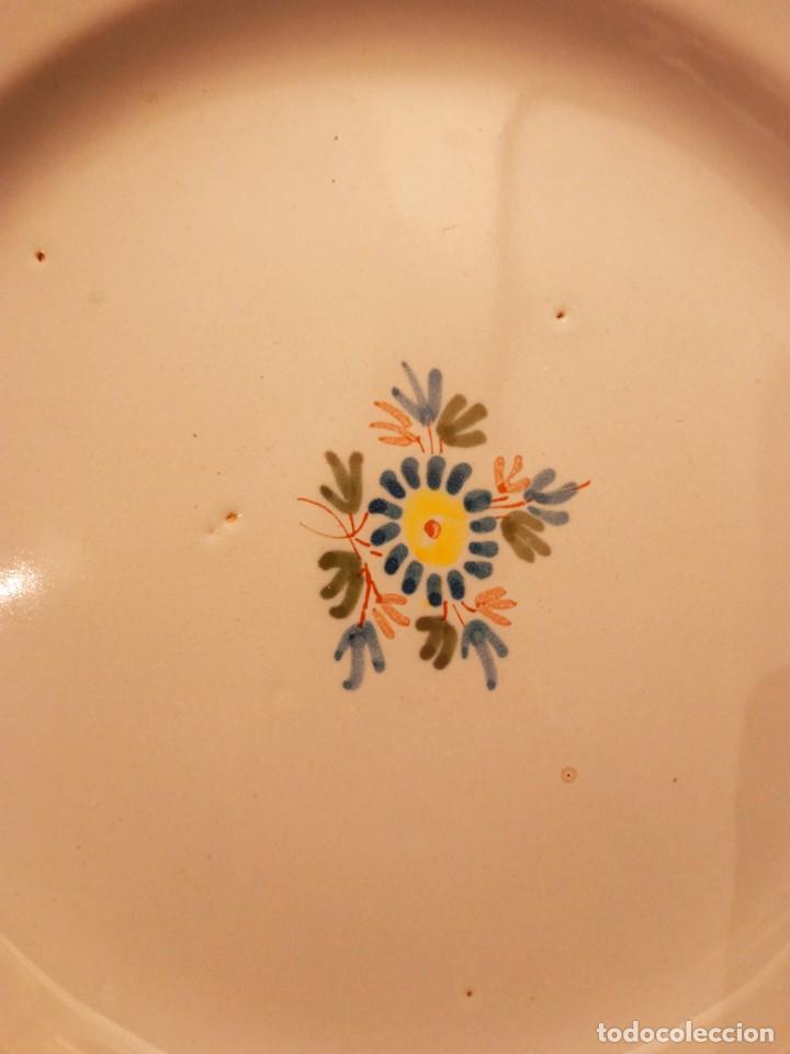 Antig&uuml;edades: Plato de Alcora, serie ramito - Foto 4
