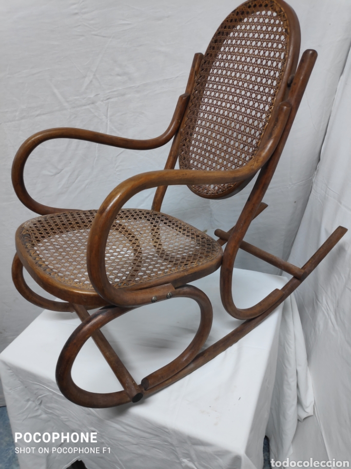 Antig&uuml;edades: Mecedora de thonet - Foto 2