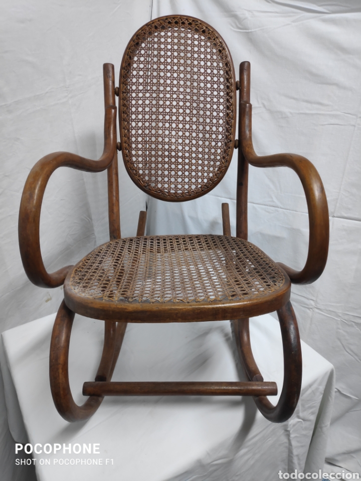 Antig&uuml;edades: Mecedora de thonet - Foto 1
