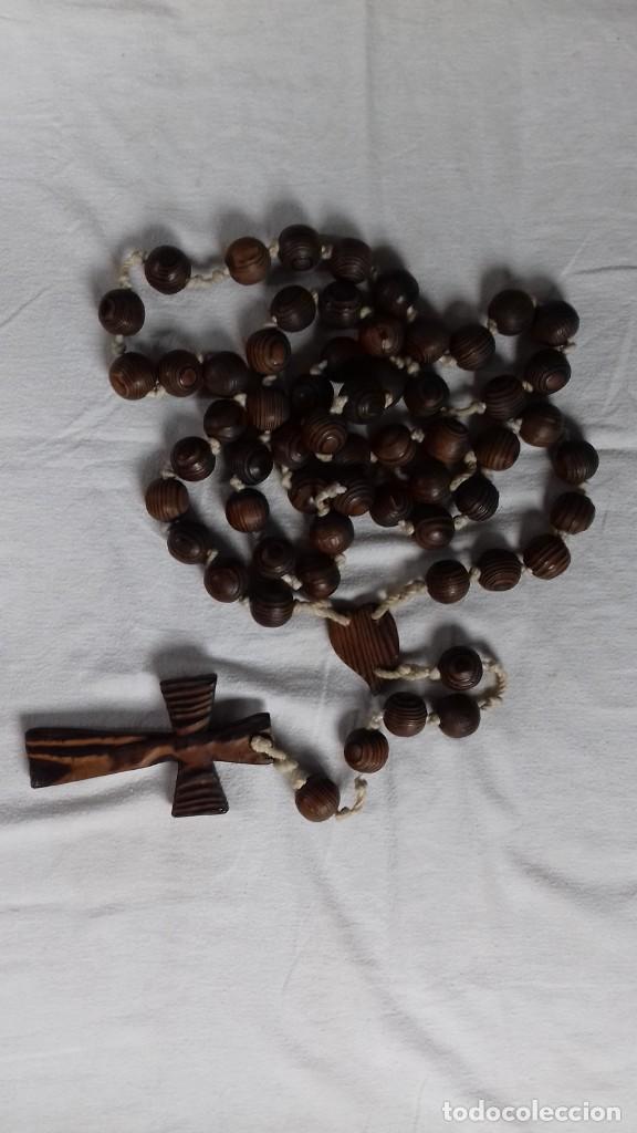 Antig&uuml;edades: Enorme rosario de madera y cuerda. - Foto 7