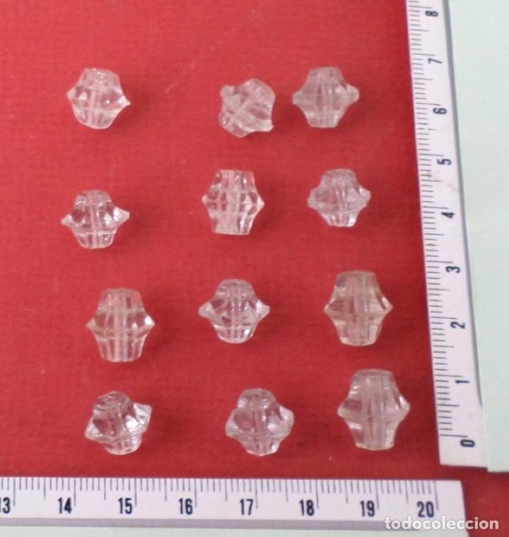Antig&uuml;edades: 12 piezas de cristal - Foto 1