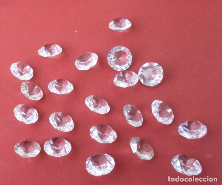Antig&uuml;edades: 21 piezas de cristal - Foto 4