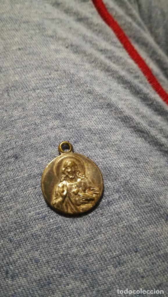 Antig&uuml;edades: ANTIGUA MEDALLA SAGRADO CORAZON - Foto 1