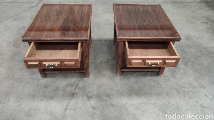Antig&uuml;edades: MESITAS DE MADERA CON CRISTAL - Foto 3