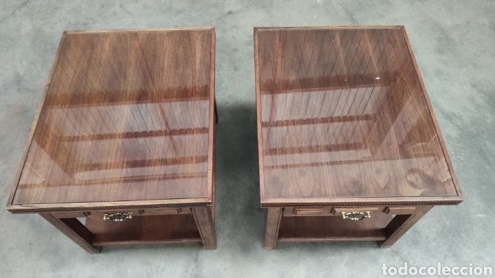 Antig&uuml;edades: MESITAS DE MADERA CON CRISTAL - Foto 9