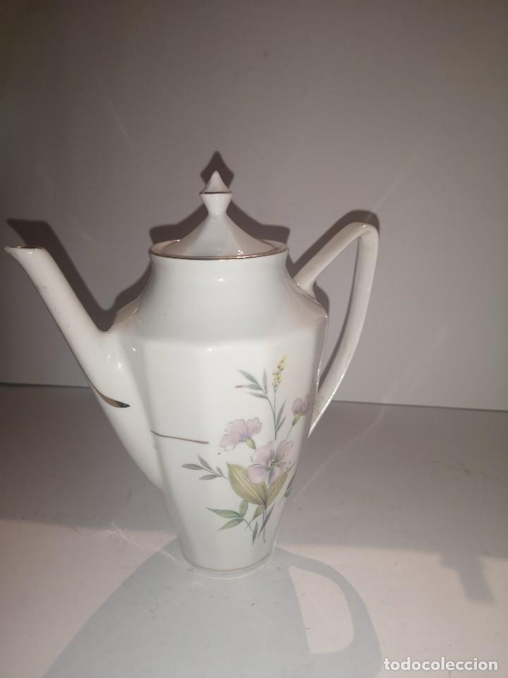 Antig&uuml;edades: Tetera porcelana - Foto 1