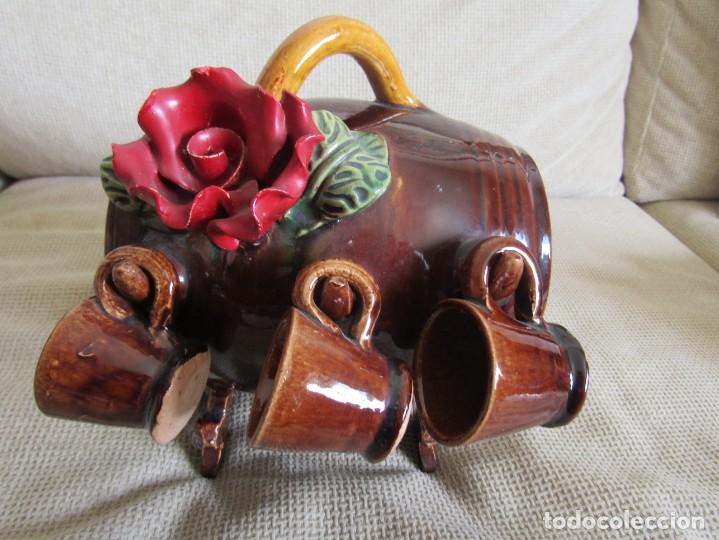 Antig&uuml;edades: Barril de Barro / Arcilla con 5 tazas - Foto 2