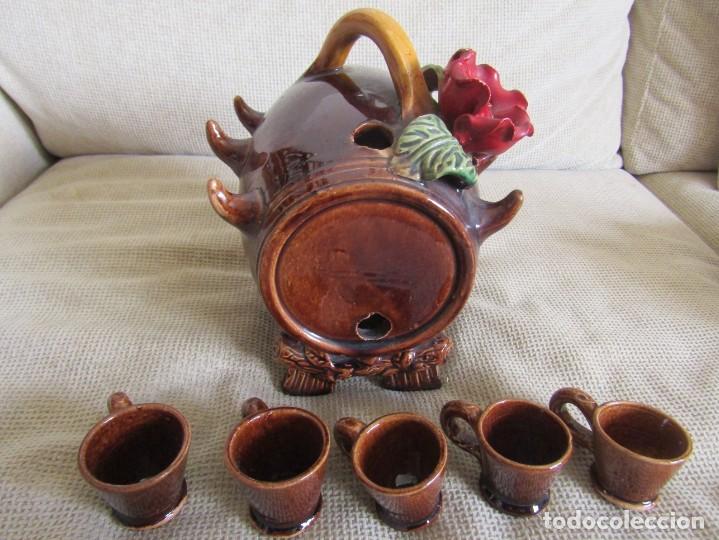 Antig&uuml;edades: Barril de Barro / Arcilla con 5 tazas - Foto 6