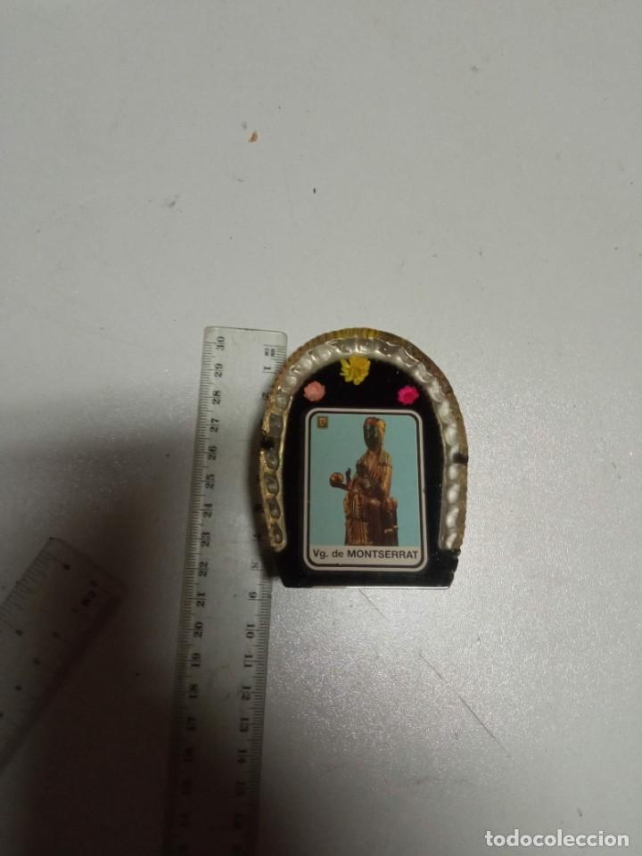 Antig&uuml;edades: Recuerdo de la virgen de Monserrat - Foto 2