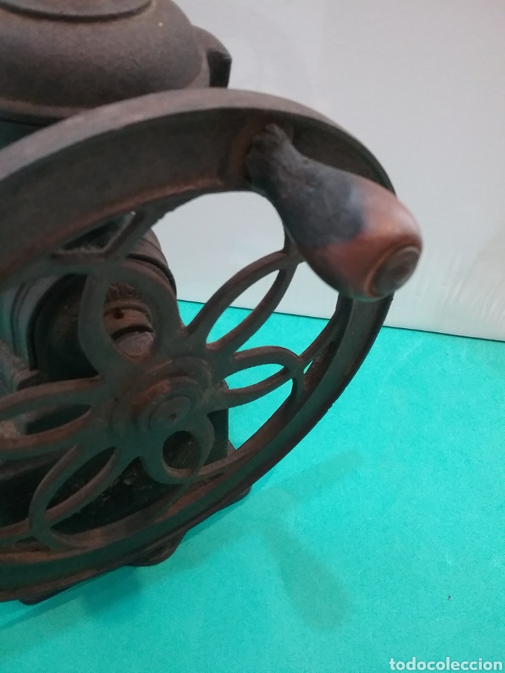 Antig&uuml;edades: Molinillo de caf&eacute; rueda lateral marca JMF. Espa&ntilde;a - Foto 4