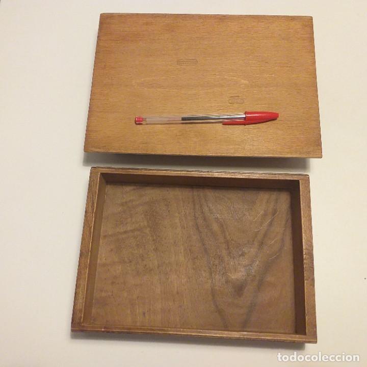 Antig&uuml;edades: Caja con marqueter&iacute;a - Foto 4