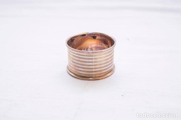 Antiques: servilletero