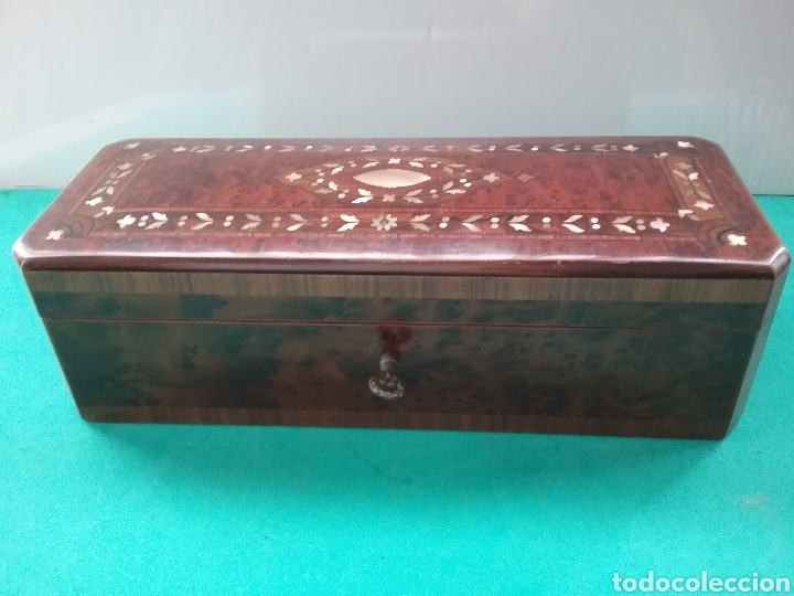 Antig&uuml;edades: Caja en marqueteria - Foto 1