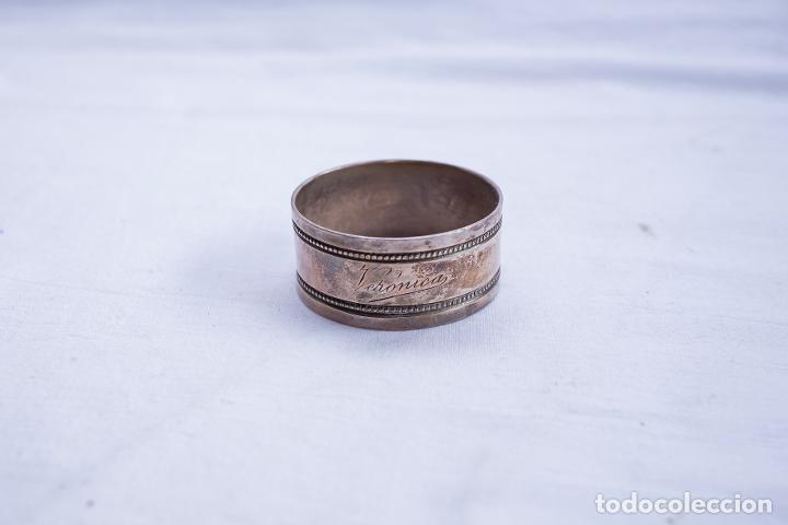 Antiques: servilletero
