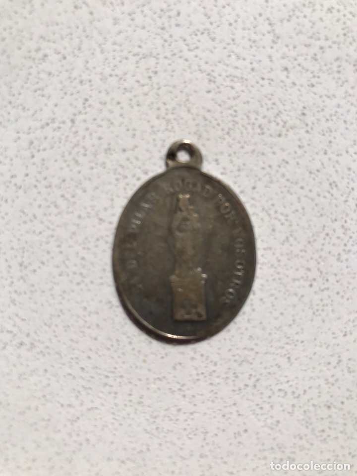 Antig&uuml;edades: Medalla Virgen - Foto 2